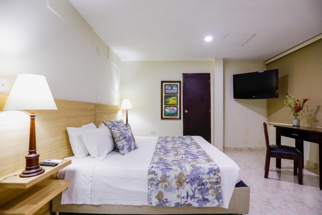 Hotel San Carlos Barrancabermeja Bagian luar foto