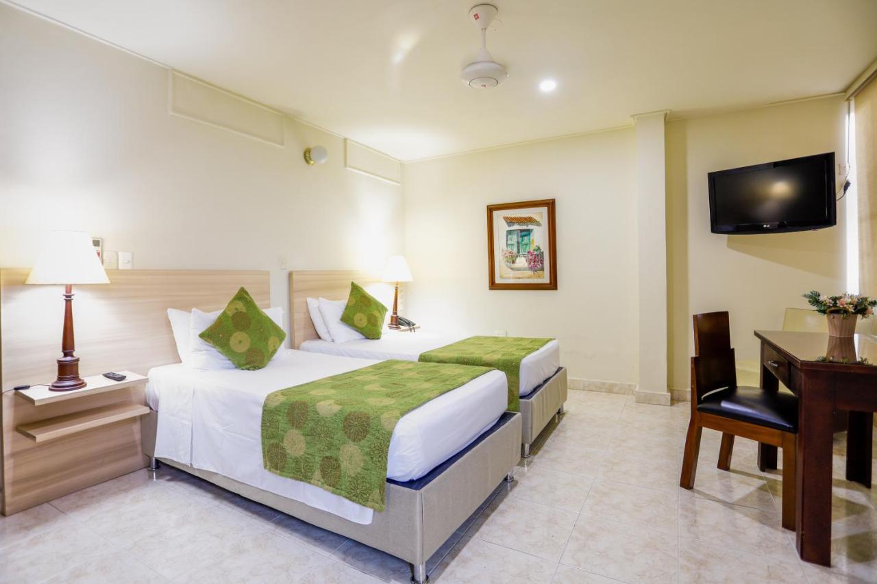 Hotel San Carlos Barrancabermeja Bagian luar foto