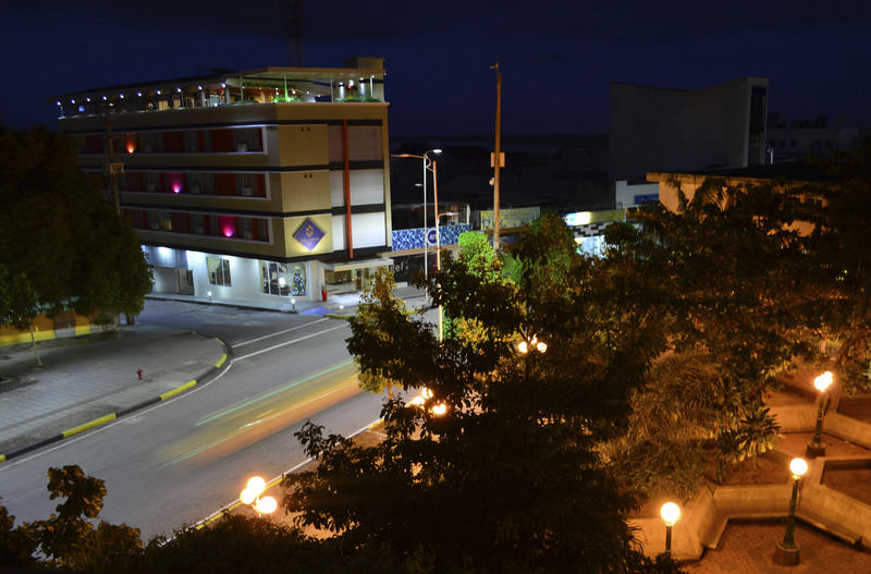 Hotel San Carlos Barrancabermeja Bagian luar foto